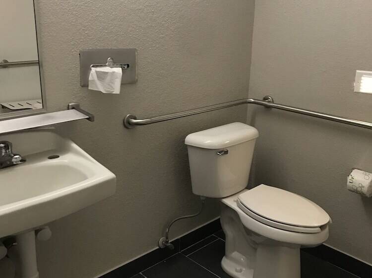 Microtel Inn & Suites Urbandale