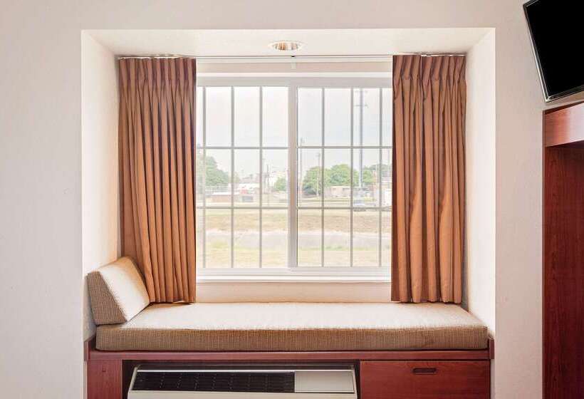 Microtel Inn & Suites By Wyndham Wellsville