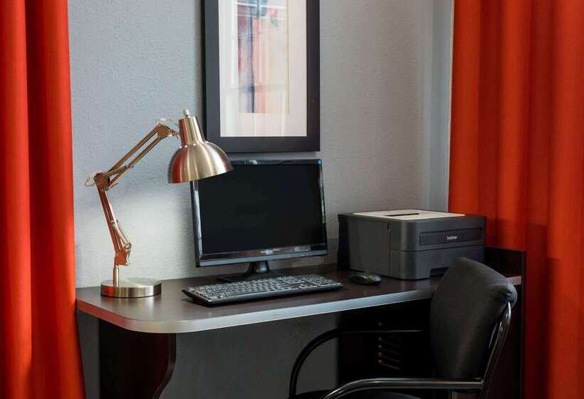 Microtel Inn & Suites By Wyndham Greenville / Woodruff Rd