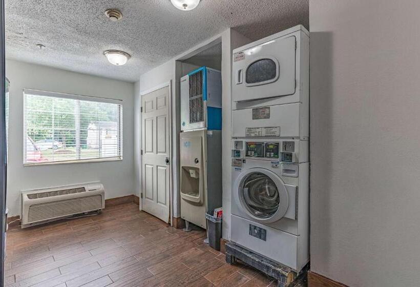 Motel 6 Charlotte, Nc   University