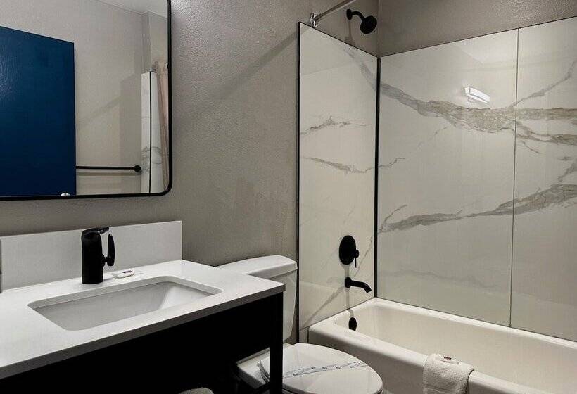 Motel 6 Indianapolis North