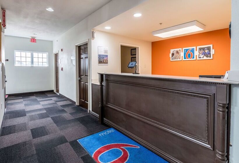 Motel 6north Richland Hills, Tx  Ne Fort Worth