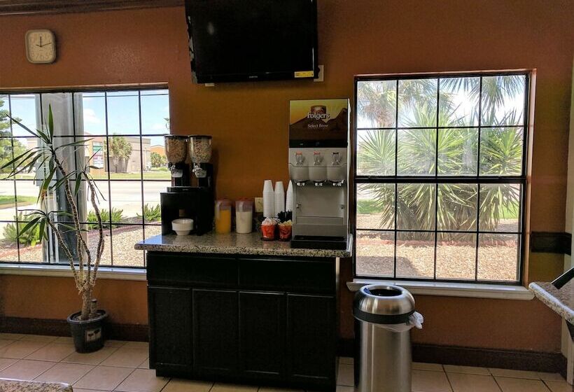 فندق على الطريق Americas Best Value Inn Brownsville