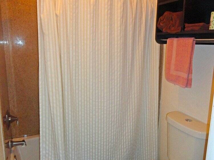 فندق على الطريق Americas Best Value Inn Brownsville