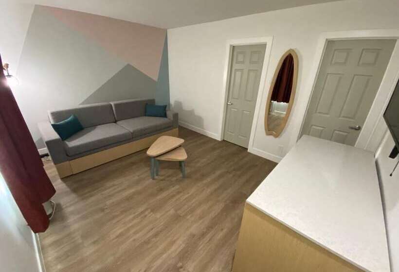 モーテル Salt Air Lodge