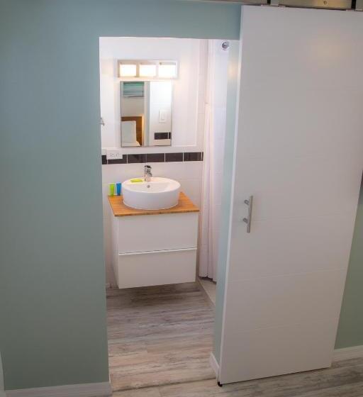 فندق على الطريق St. Pete Beach Suites