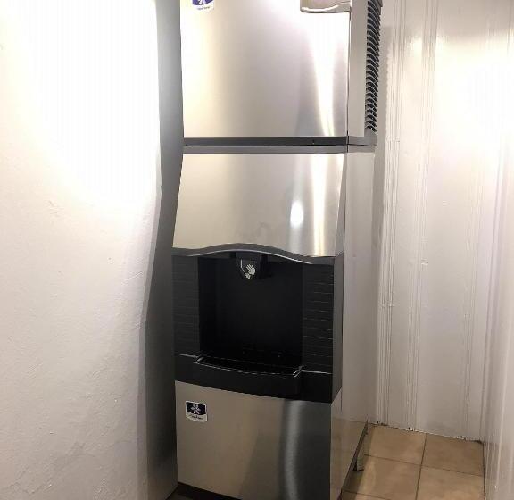 فندق على الطريق St. Pete Beach Suites