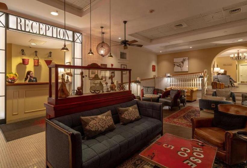 The Kendall Hotel At The Engine 7 Firehouse