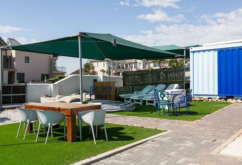 הוסטל Kite Basecamp Langebaan