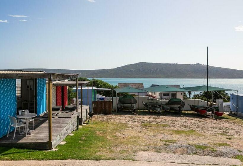 הוסטל Kite Basecamp Langebaan