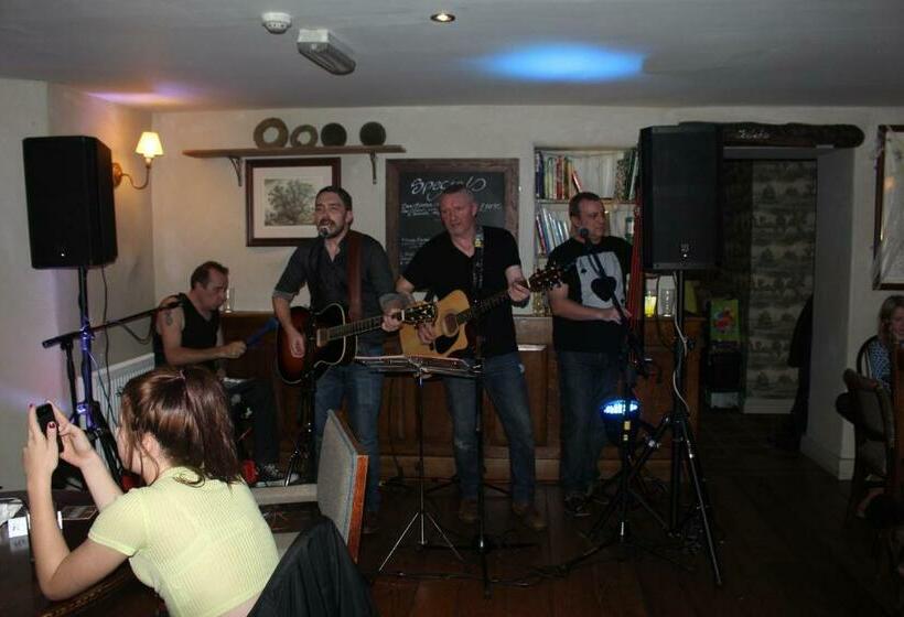 הוסטל The Boot Inn