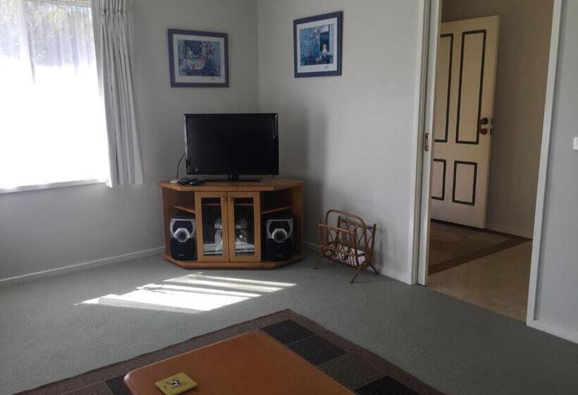 Apartments At Glen Isla