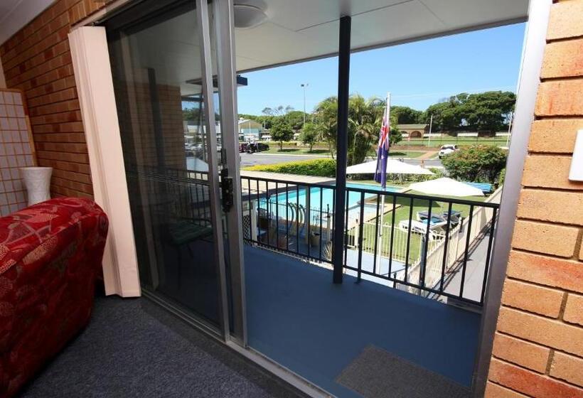 Beachlander Self Contained Holiday Apartments