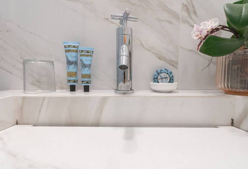 住宿加早餐 Archè Design Rooms And Suites