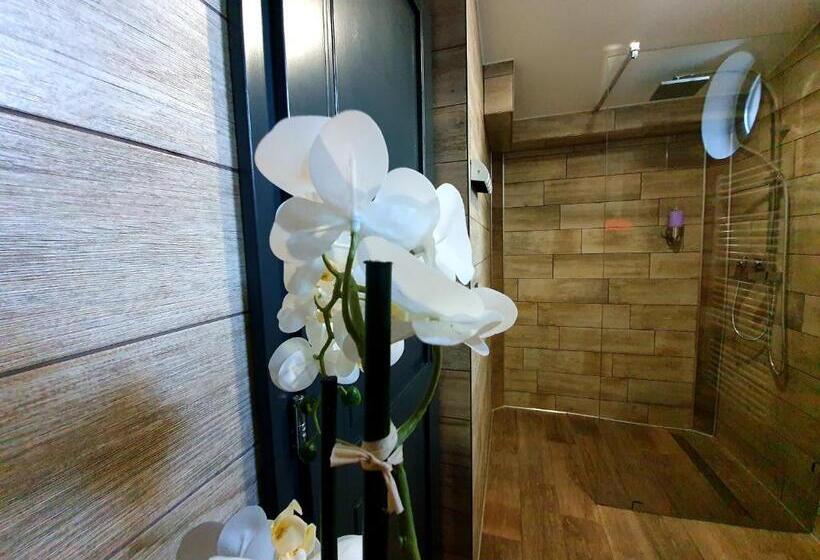 צימר Bagoly Wellness Apartman