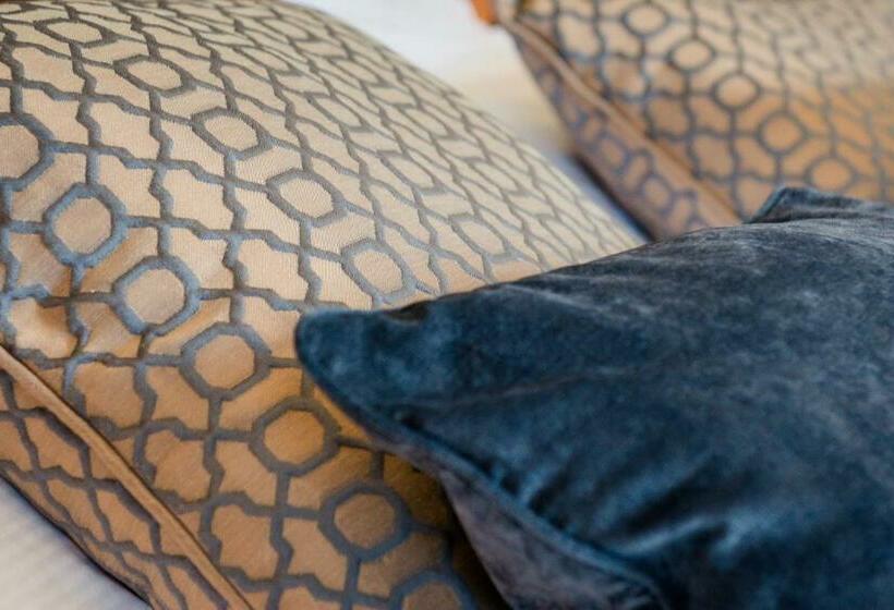 مبيت وإفطار Saltmarshe Hall