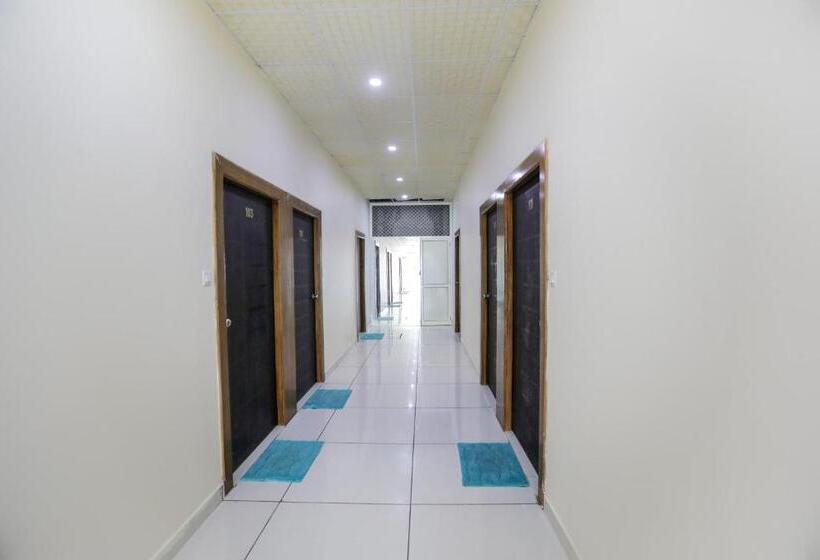 Capital O Hotel Viom