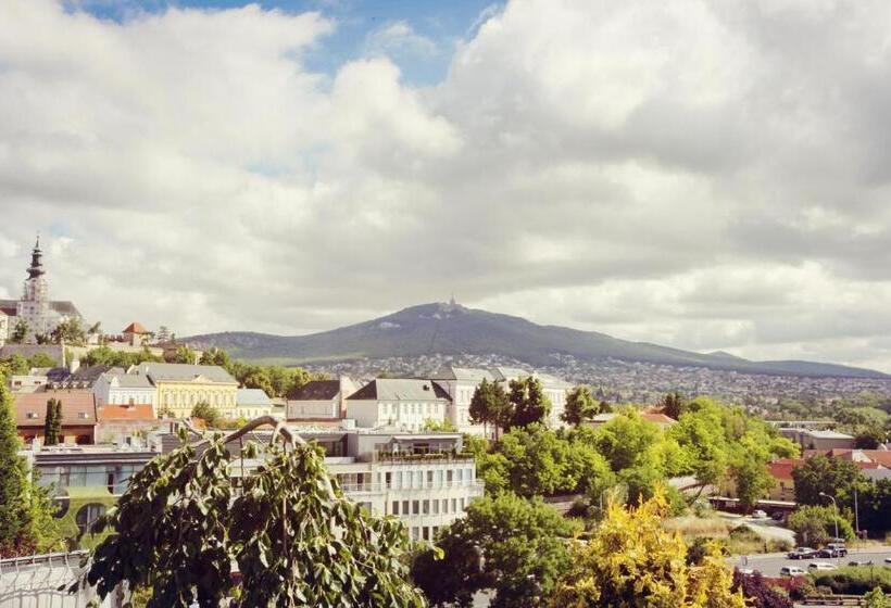 City Hotel Nitra