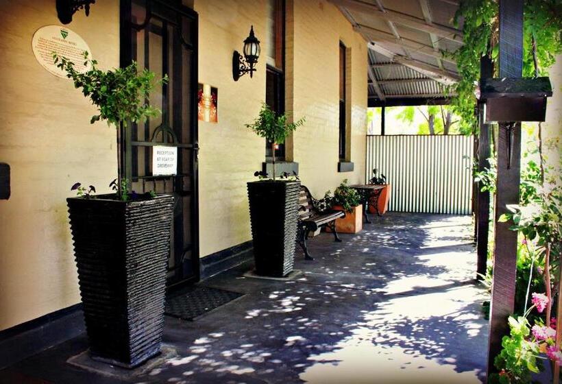 Cocknbull Boutique Hotel Echuca