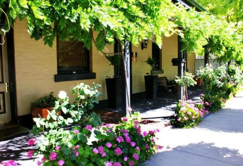 Cocknbull Boutique Hotel Echuca