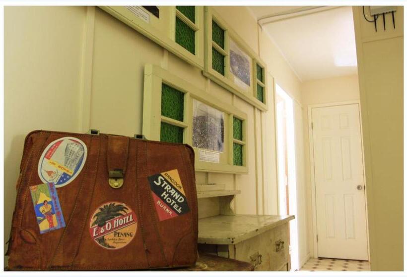 Coral Lodge Bed And Breakfast Inn