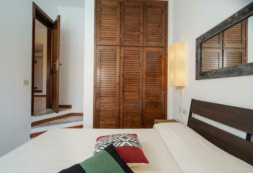 Costa Paradiso Resort