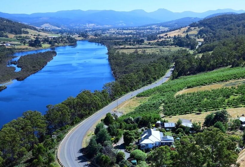 Hillside Bed And Breakfast