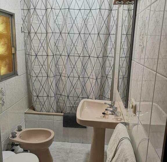 Hostal Pensión Rosada