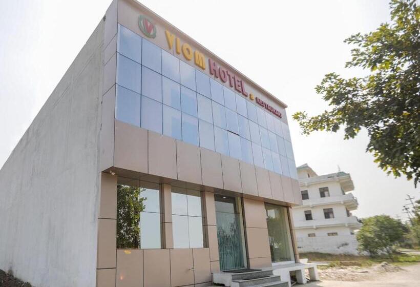 Capital O Hotel Viom