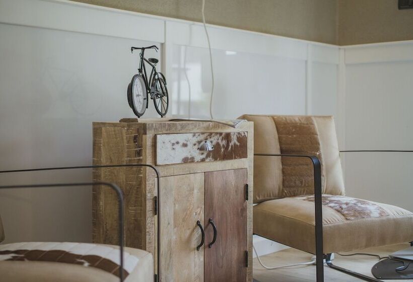 ホテル Elexus Boutique