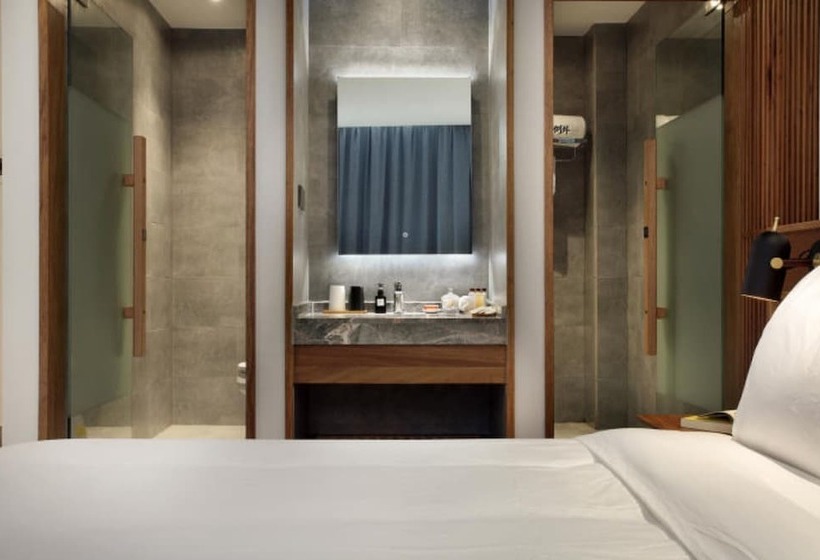 Otel Exception Boutique