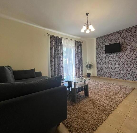 هتل Knyazhyj Dvir