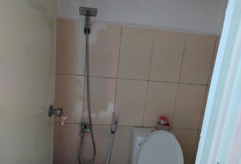 호텔 Oyo 3401 Residence Amanda Syariah