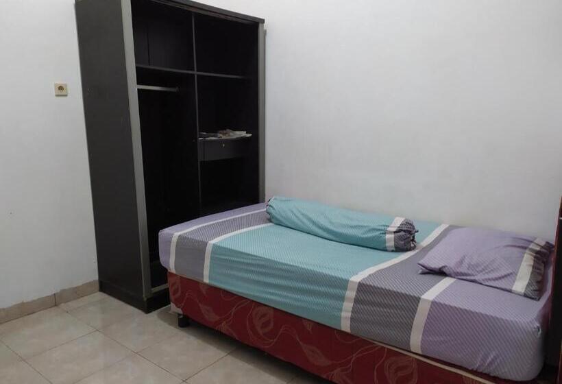 호텔 Oyo 3401 Residence Amanda Syariah