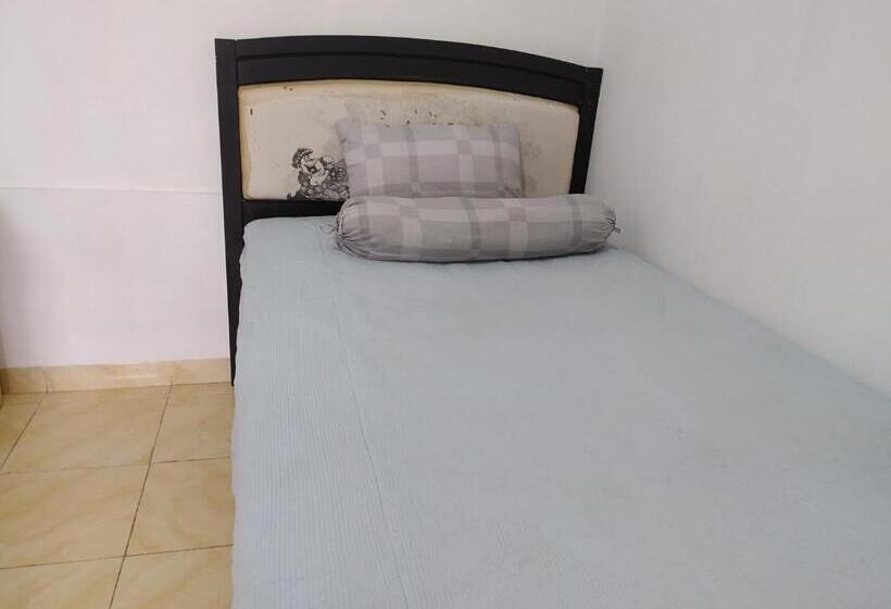 호텔 Oyo 3401 Residence Amanda Syariah