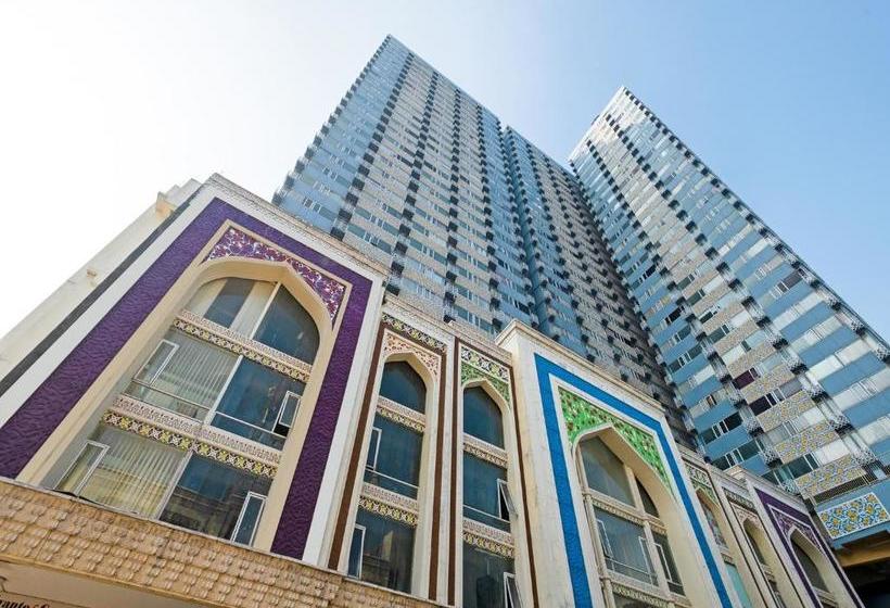 ホテル Oyo 3691 Apartment Saladin Mansion