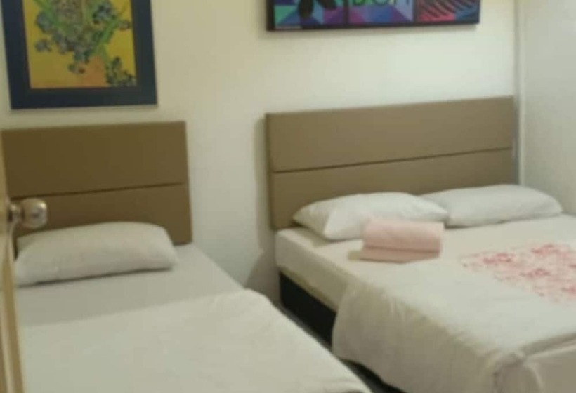 Отель Oyo 90046 Bangi Guest House