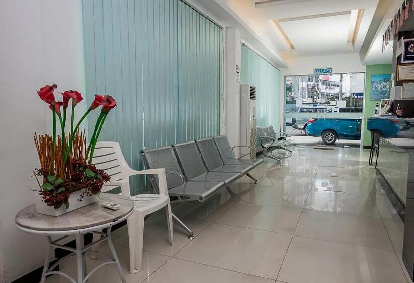 호텔 Oyo 90055 Mansion Inn