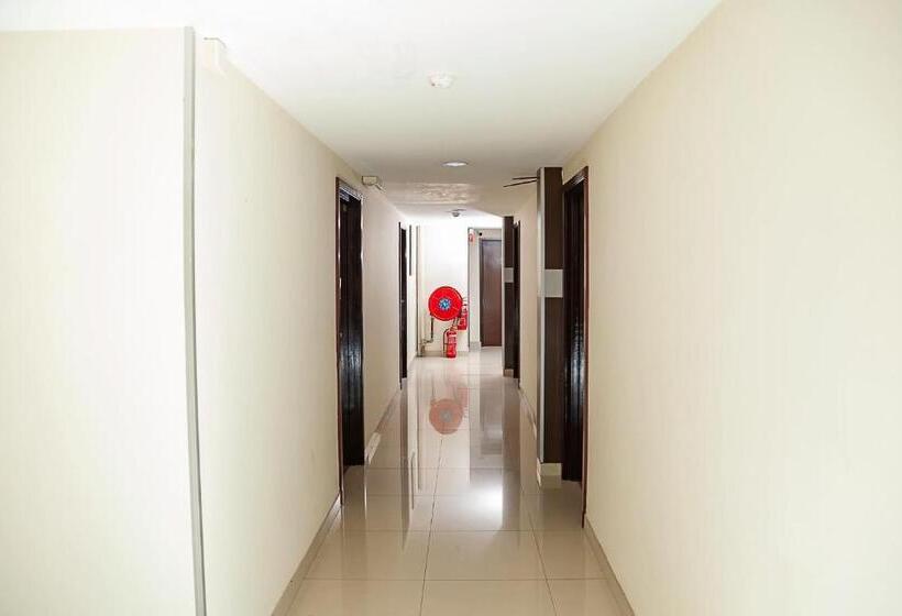 호텔 Oyo 90055 Mansion Inn