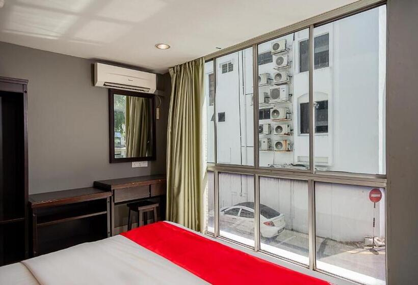 호텔 Oyo 90055 Mansion Inn