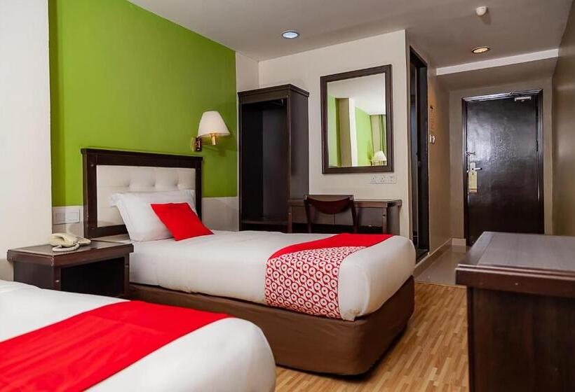 호텔 Oyo 90055 Mansion Inn