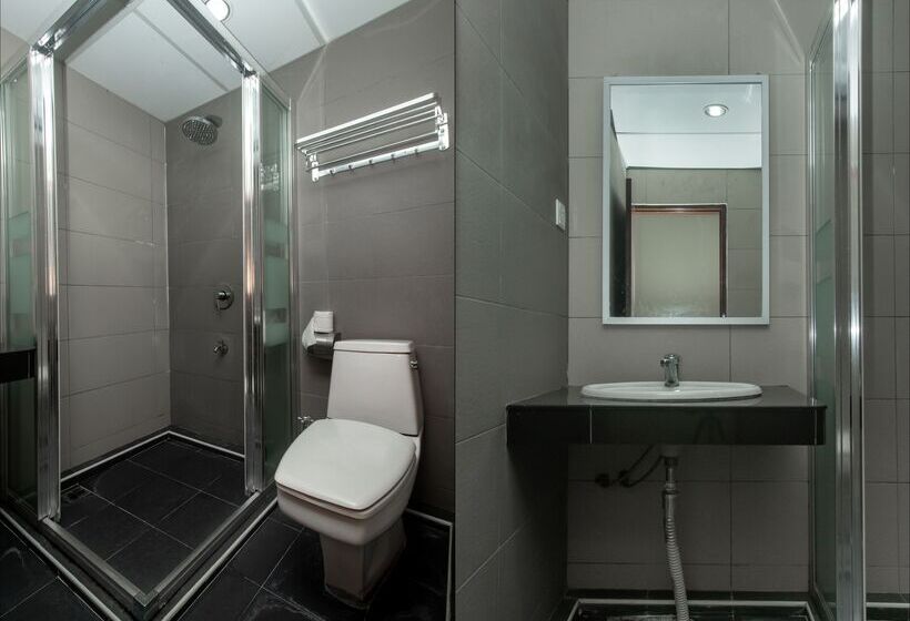 호텔 Oyo 90055 Mansion Inn