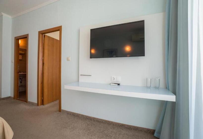 בית מלון כפרי Perla Beach Club   All Inclusive