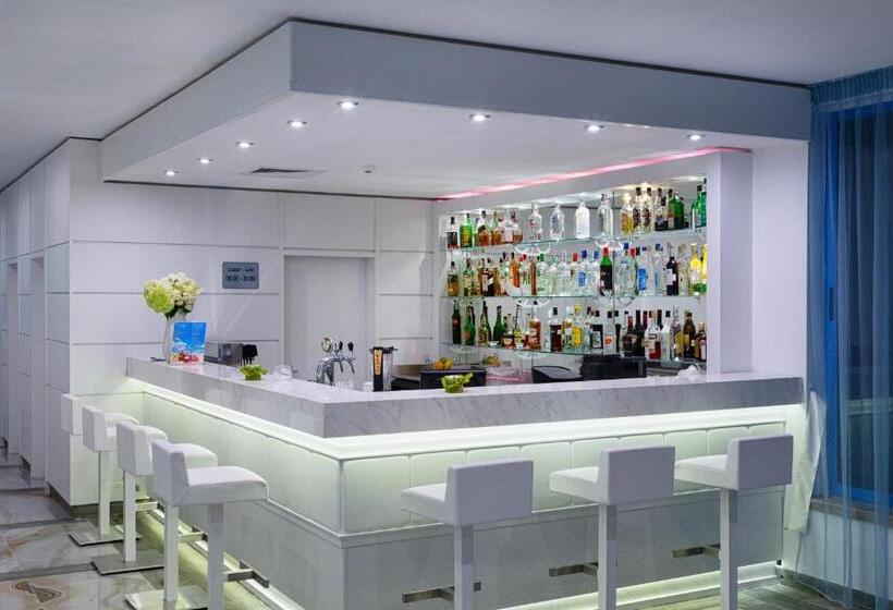 בית מלון כפרי Perla Beach Club   All Inclusive