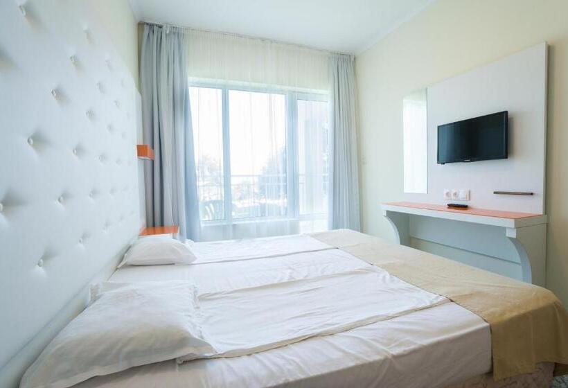 בית מלון כפרי Perla Beach Club   All Inclusive