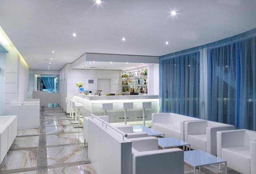 בית מלון כפרי Perla Beach Club   All Inclusive