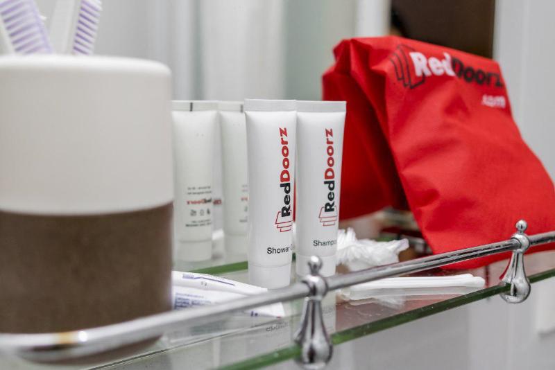 فندق Reddoorz Near Shopwise Basaksudtunggan Lapu Lapu