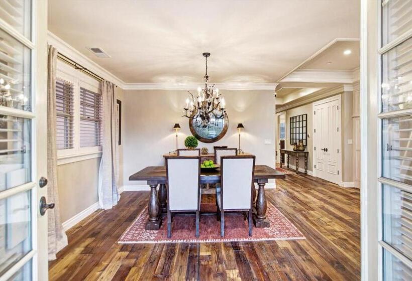 ホテル Sonoma Bungalows