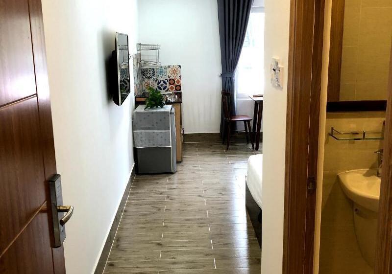 King Hotel Saigon Airport