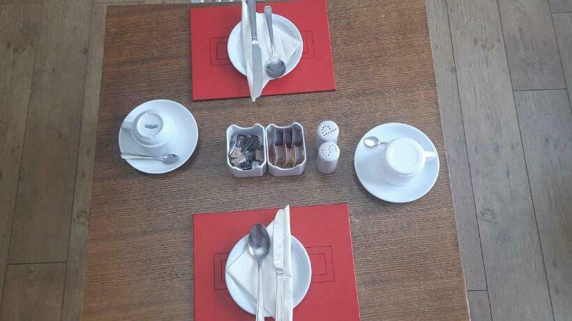 בית מלון כפרי Victoria